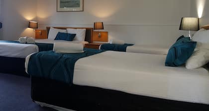 The Q Motel