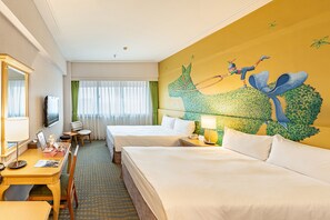 Premium bedding, pillowtop beds, minibar, in-room safe
