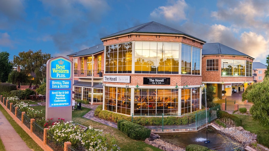 Best Western Plus Hovell Tree Inn