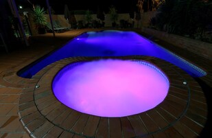 Outdoor pool, sun loungers