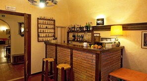 Bar (in der Unterkunft)
