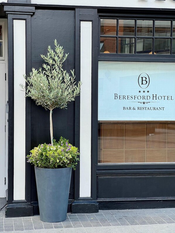 Exterior - Beresford Hotel (Dublin)