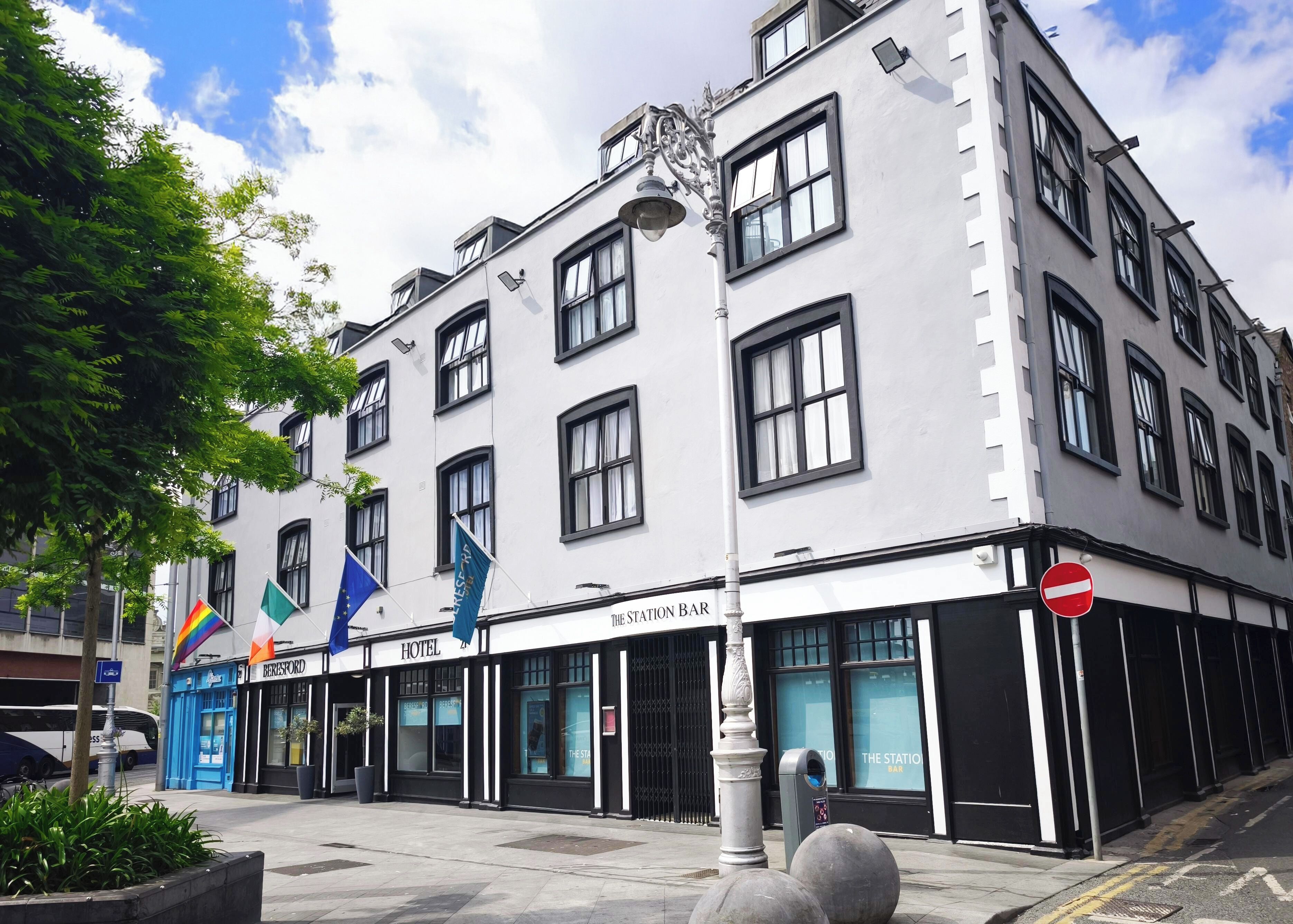 Photo - Beresford Hotel