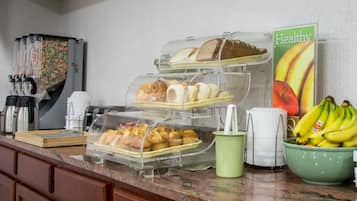 Desayuno buffet incluido todos los días