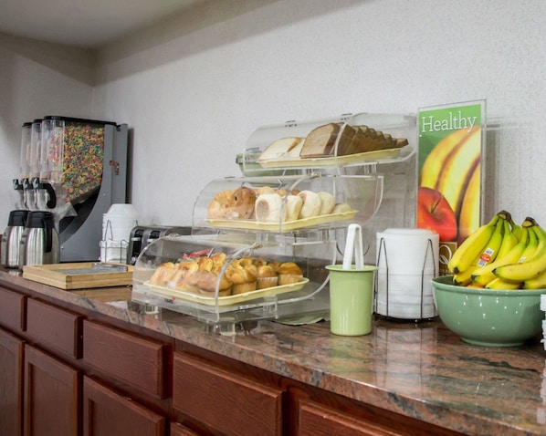 Free daily buffet breakfast