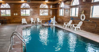 Quality Inn & Suites Loves Park near Rockford