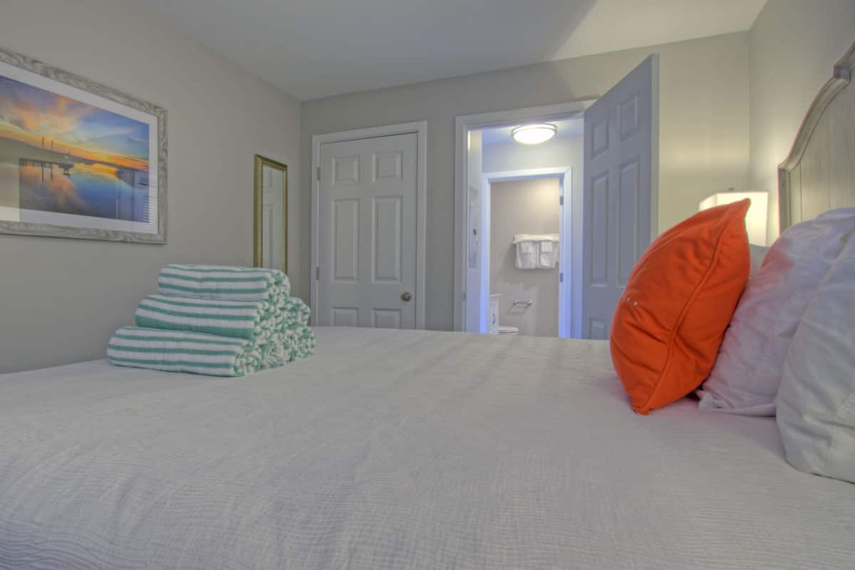 1 chambre, décoration personnalisée, ameublement personnalisé