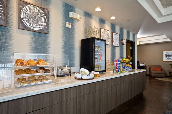 Desayuno continental incluido todos los días 