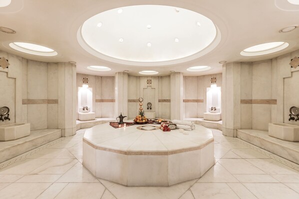Couples treatment room(s), Turkish bath/hammam, body treatments