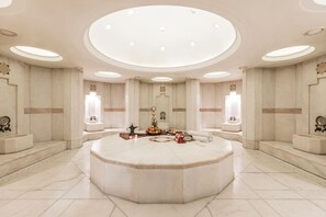 Couples treatment rooms, Turkish bath, body treatments