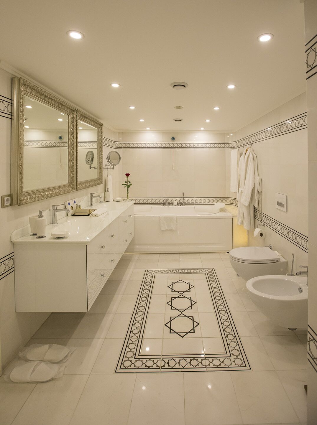 presidential suite, multiple bedrooms, jetted tub, city view | 1 bedroom, premium bedding, select comfort beds, minibar