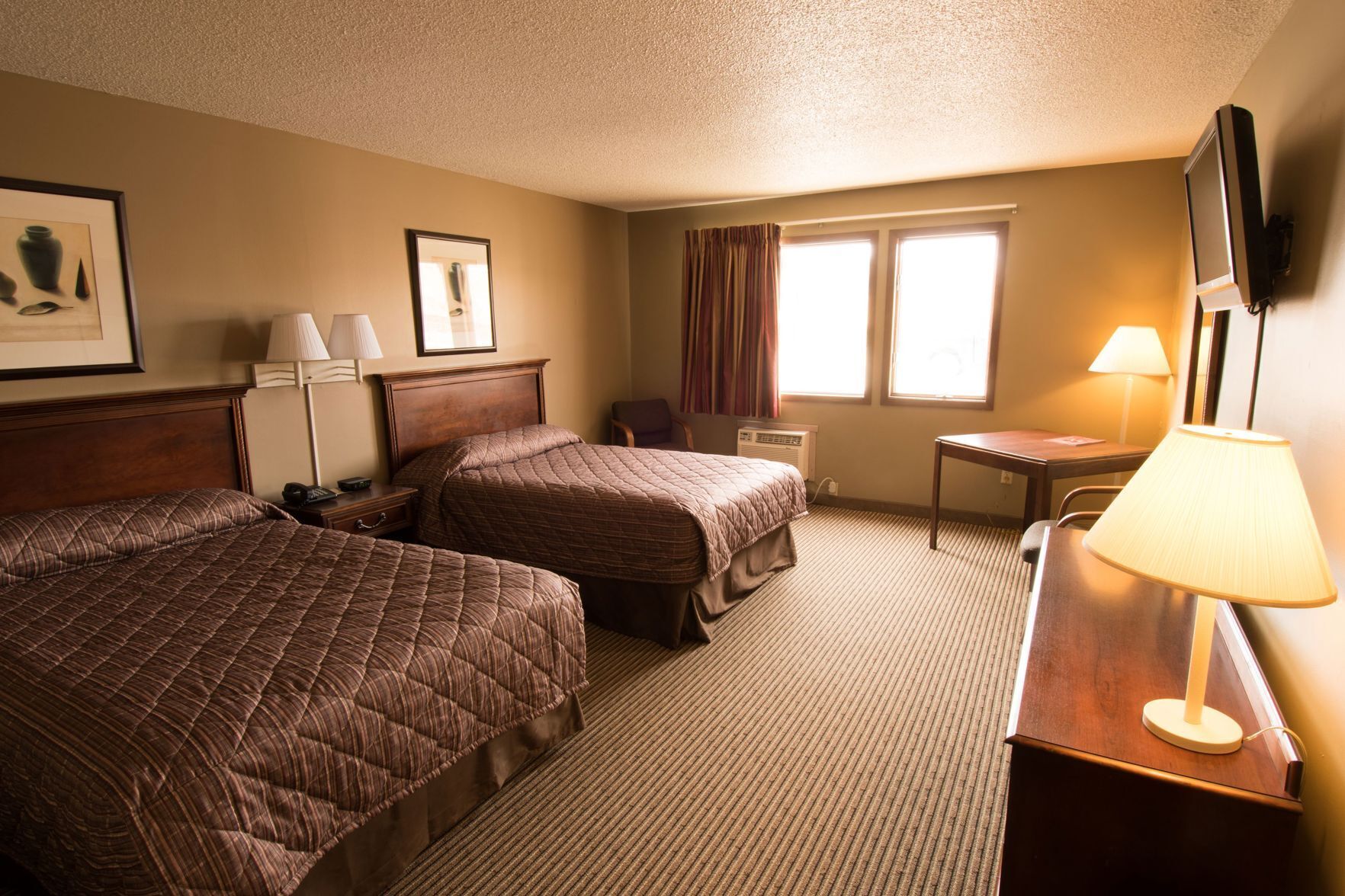 Desk, iron/ironing board, free WiFi, bed sheets