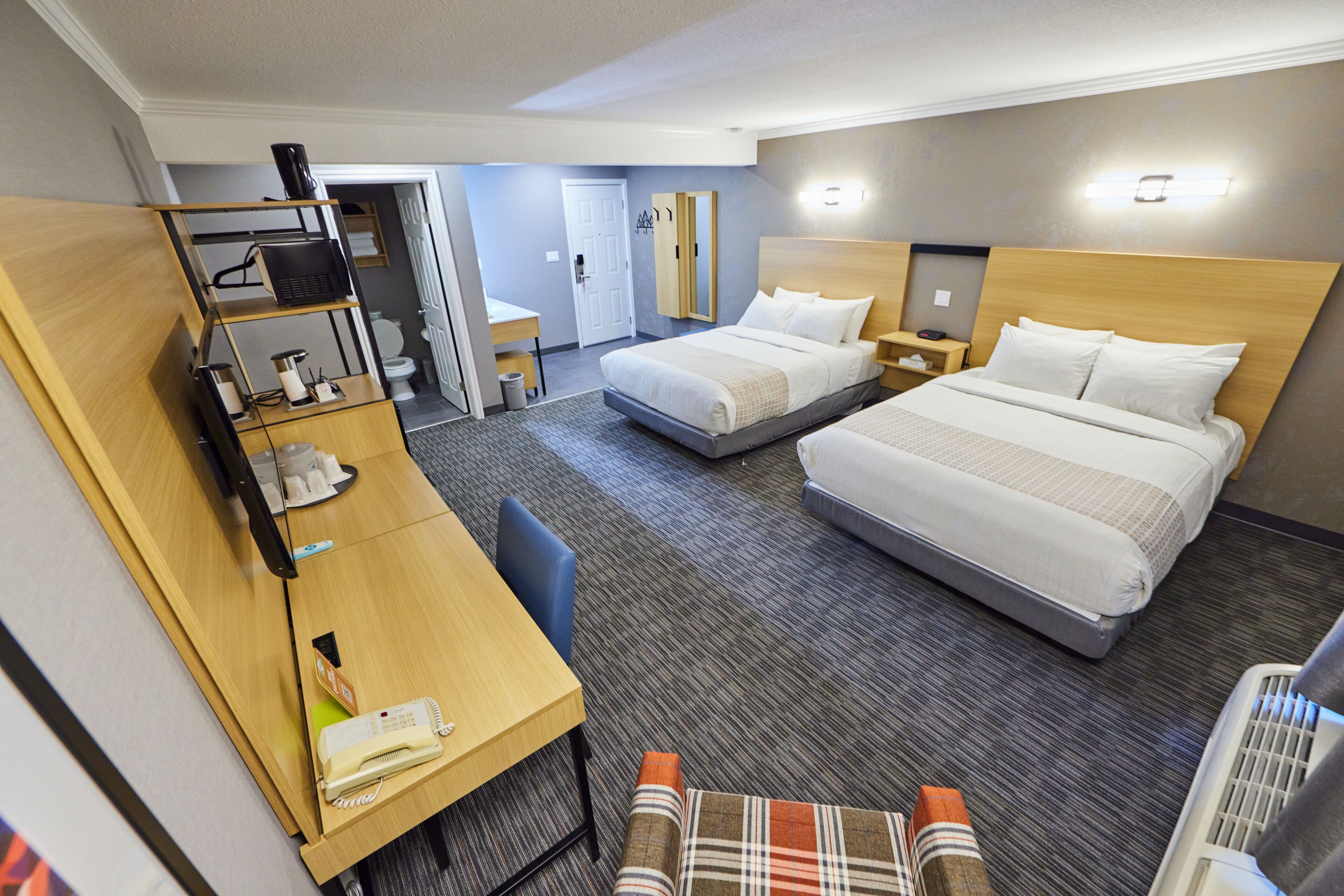 standard suite, multiple beds (no pets) | pillow-top beds, desk, iron/ironing board, free wifi