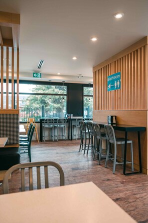 Petit déjeuner continental compris tous les jours