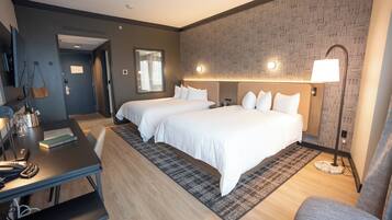 Premium bedding, minibar, in-room safe, desk