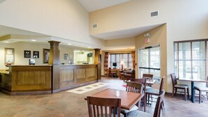 Dining - Econo Lodge Hadley near University (Hadley)