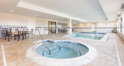 Holiday Inn Manchester Airport by IHG