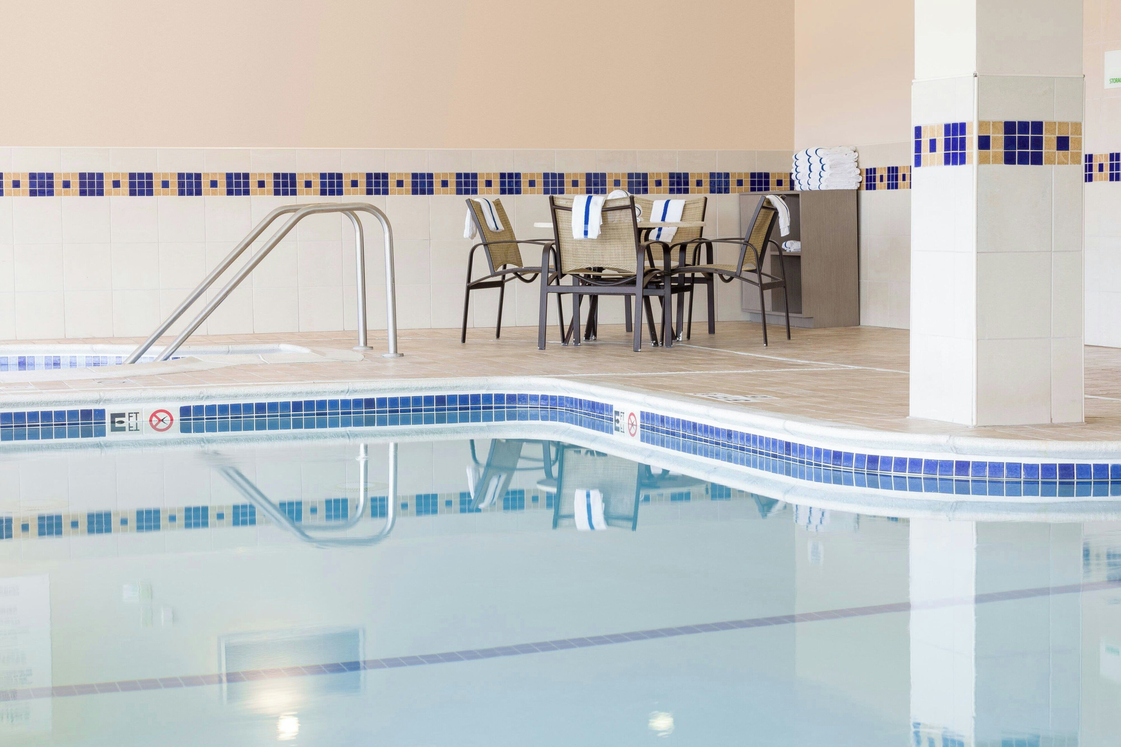 Photo - Holiday Inn Manchester Airport by IHG