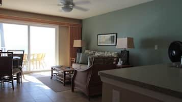 Room, 2 Bedrooms | Living area | DVD player