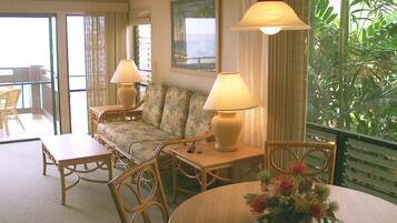 Condo, 2 Bedrooms | Living room | DVD player