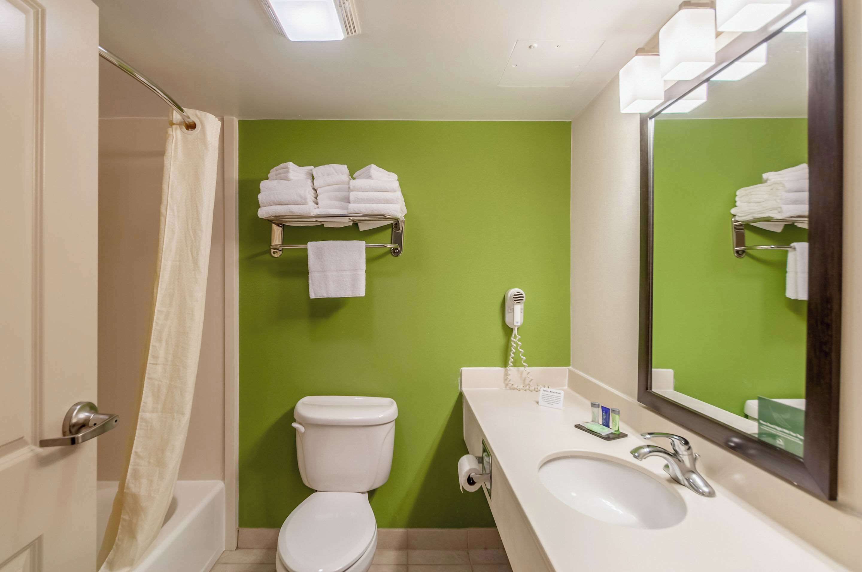 suite, multiple beds, non smoking | desk, blackout curtains, iron/ironing board, free cots/infant beds