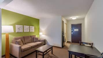 Suite, Multiple Beds, Non Smoking | Desk, blackout drapes, iron/ironing board, cribs (surcharge)