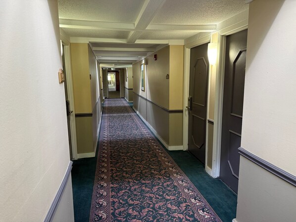 Hallway - Americas Inn (Webster City)