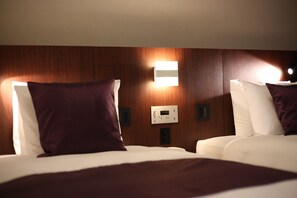 Minibar, in-room safe, desk, blackout drapes
