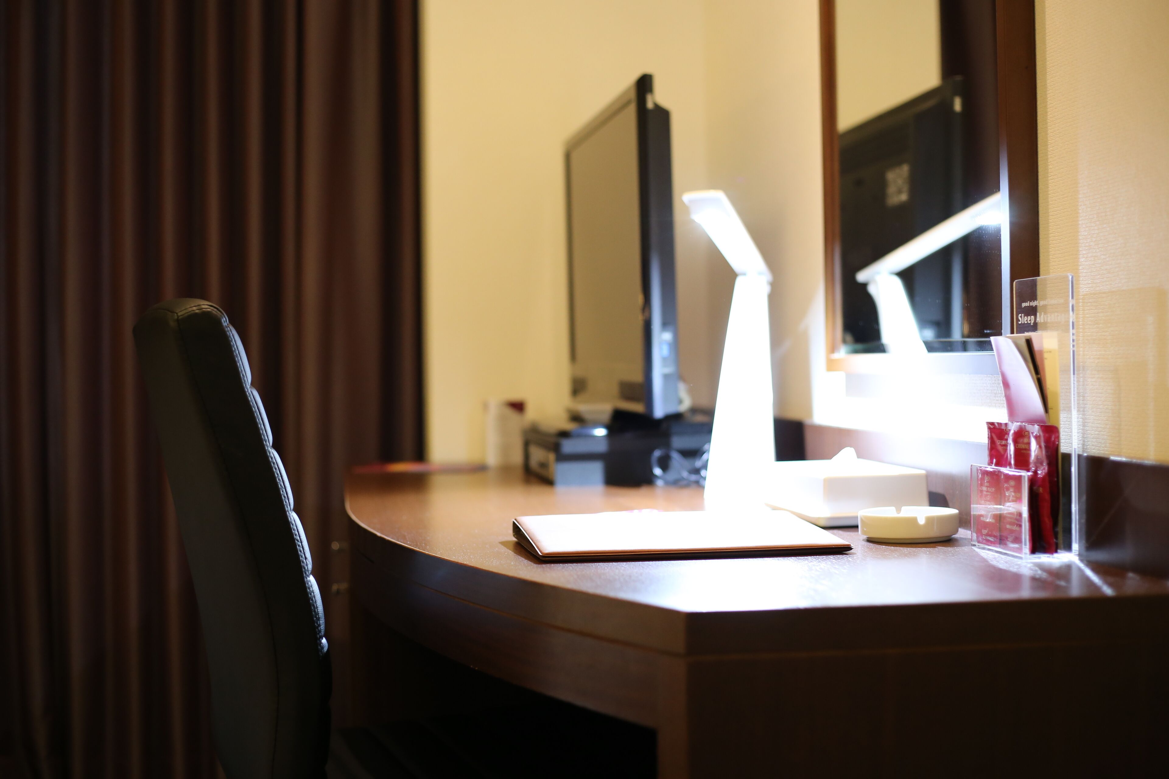 standard room, 1 single bed (mobility tub) | living area | flat-screen tv, pay films