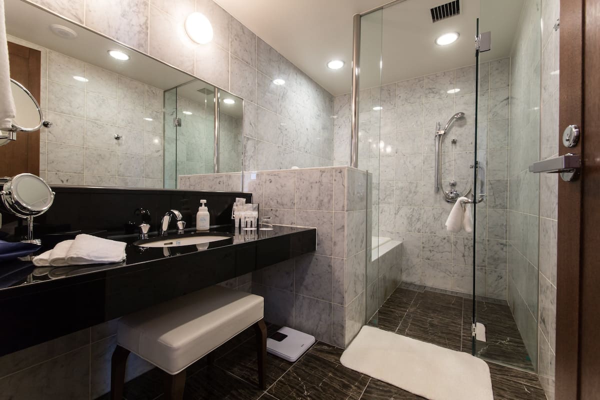 1 bedroom, minibar, in-room safe, desk
