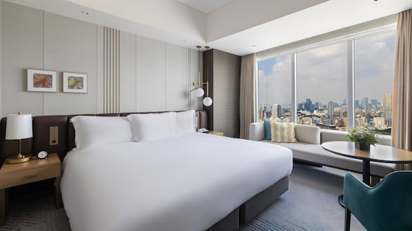 1 bedroom, premium bedding, down duvets, minibar