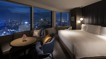 1 ห้องนอน, เครื่องนอนระดับพรีเมียม, ผ้านวมขนเป็ด, มินิบาร์