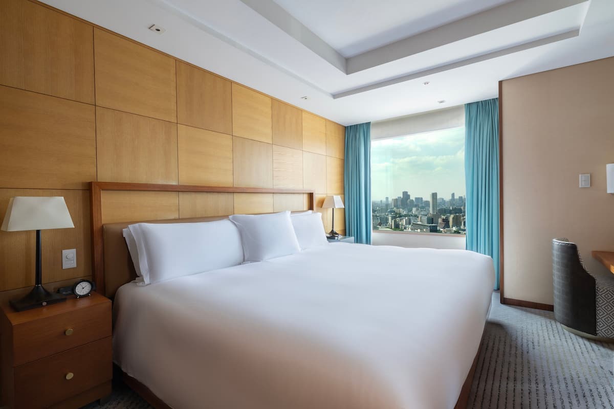 1 habitación, ropa de cama de alta calidad, cubrecamas y minibar