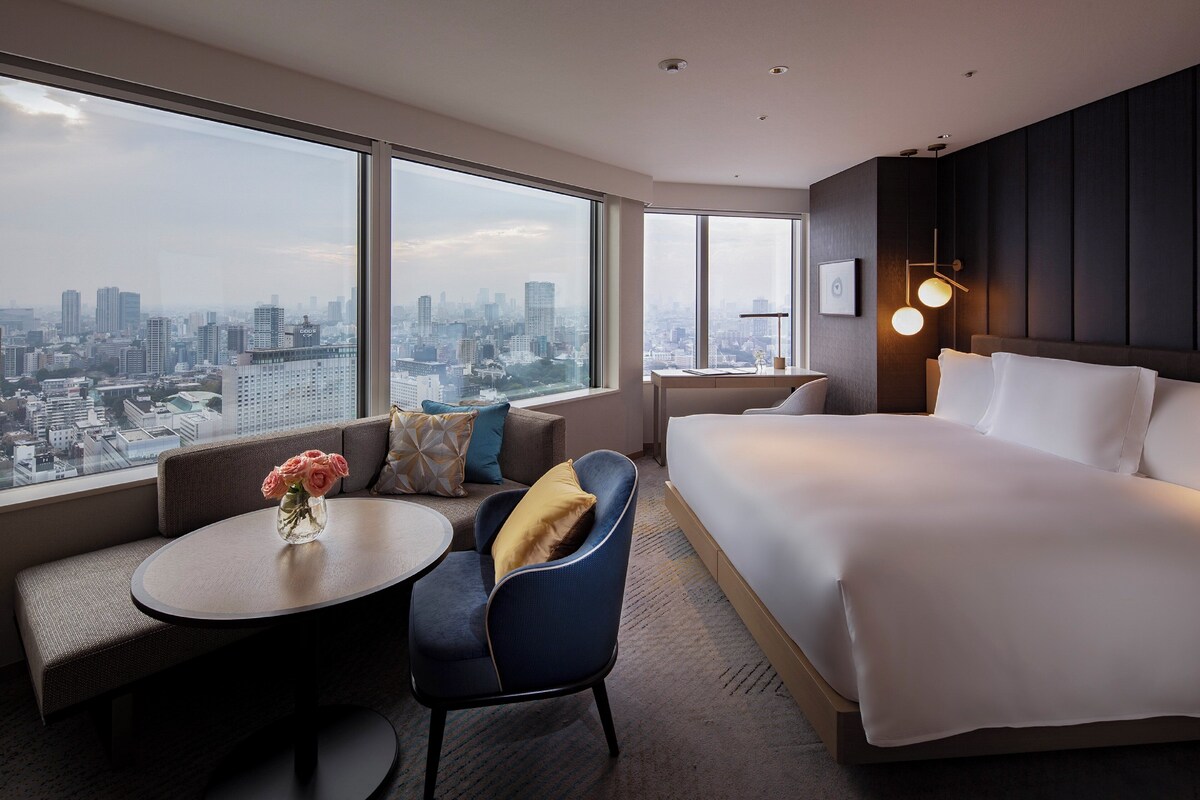 Premium Room, 1 Katil Raja (King), Akses Club Lounge | 1 bilik tidur, peralatan tempat tidur premium, gebar bulu kapas 