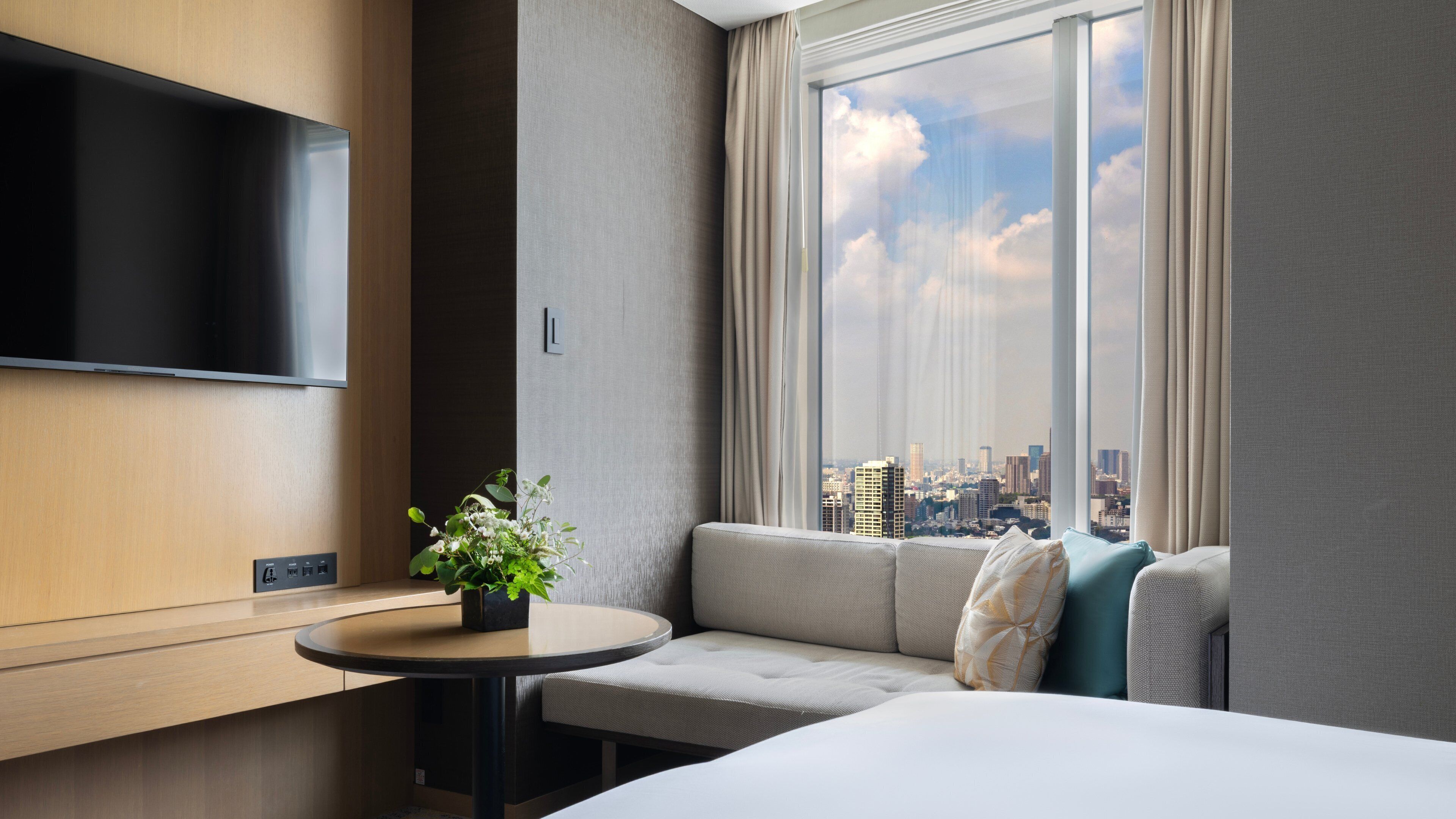 1 غرفة نوم وأغطية فراش متميزة وألحفة محشوة بالريش وميني بار