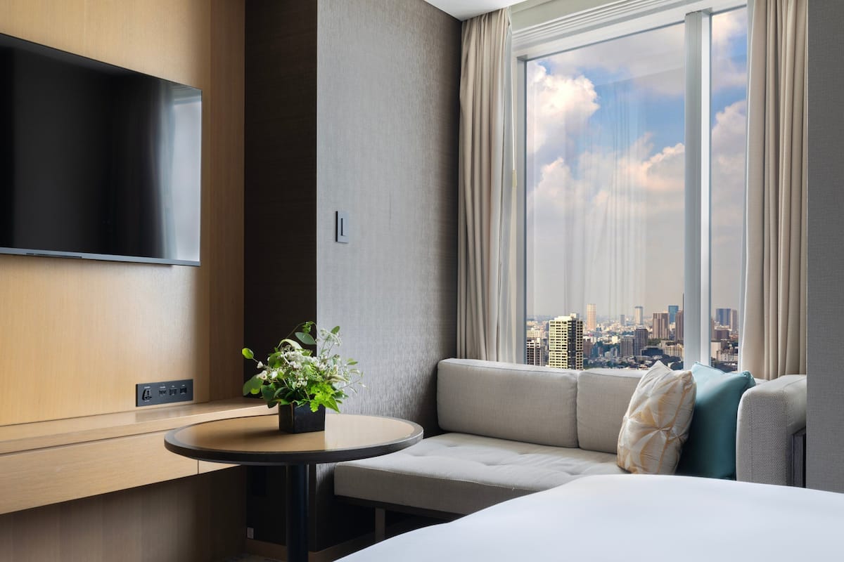 1 غرفة نوم وأغطية فراش متميزة وألحفة محشوة بالريش وميني بار