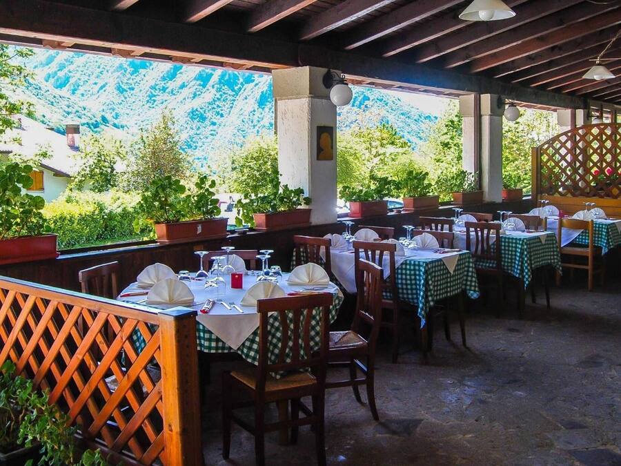 Lunch, dinner served; local cuisine, al fresco dining