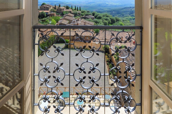 Suite Superior, vista collina | Biancheria da letto ipoallergenica