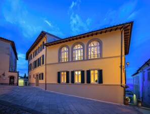 Exterior - Palazzo Saloni (Montalcino)