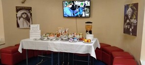 Daily buffet breakfast for a fee - Albergo Residence Italia (Pordenone)