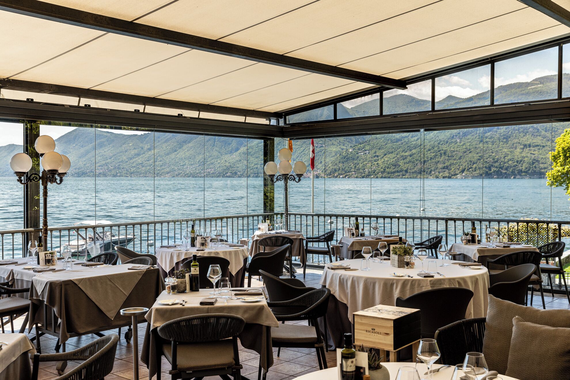 Breakfast, lunch, dinner served; Italian cuisine, garden views 