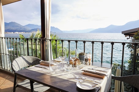 Daily buffet breakfast for a fee. Relais Villa Porta