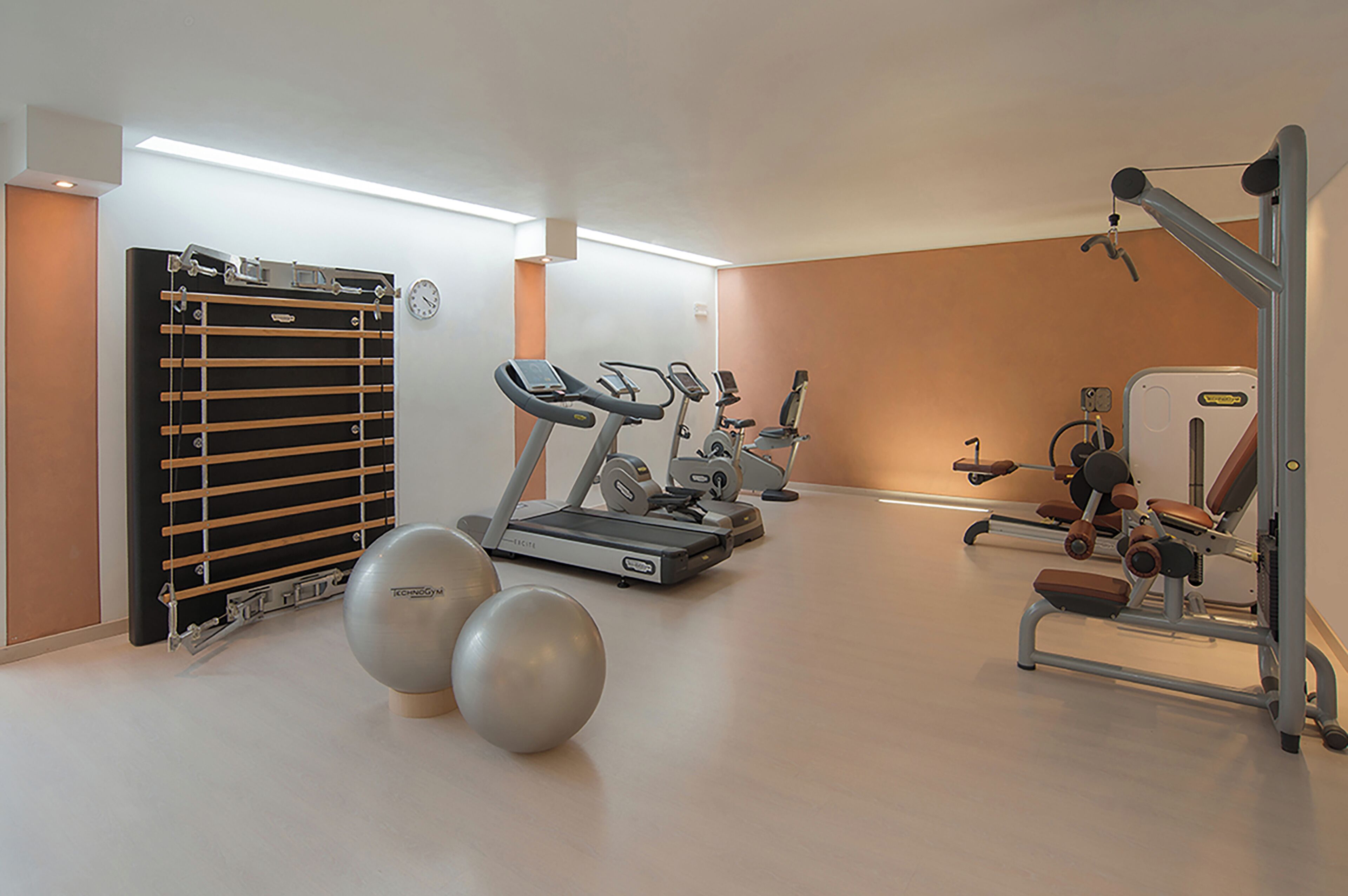 fitness studio
