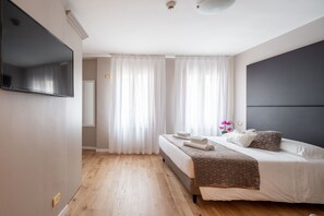 Chambre Triple Luxe, 1 chambre | Vue de la chambre