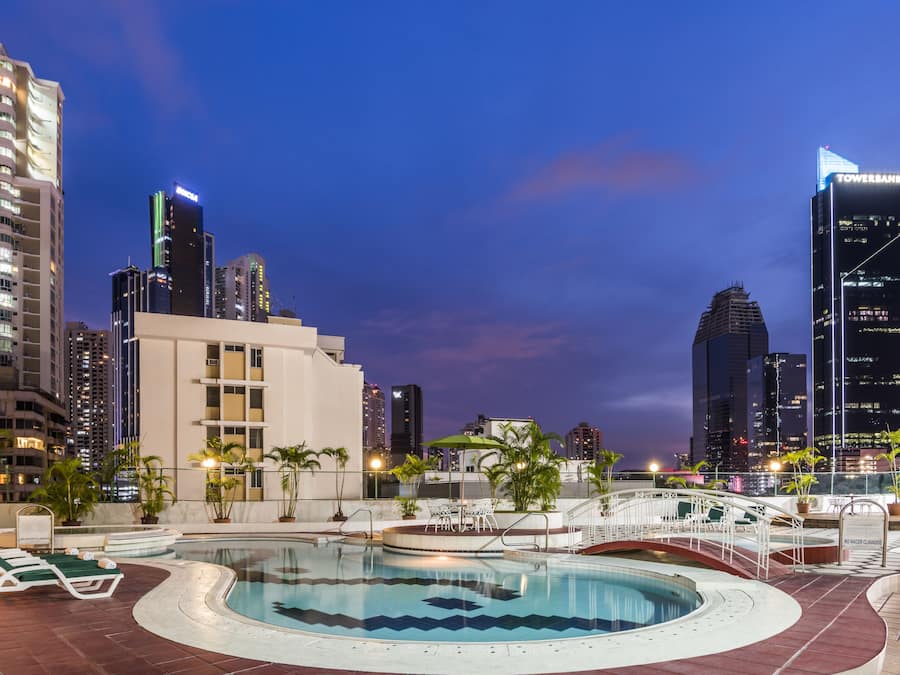 Outdoor pool, open 9:00 AM to 9:00 PM, pool loungers