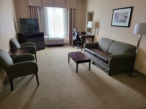 Literie de qualité supérieure, coffres-forts dans les chambres, bureau