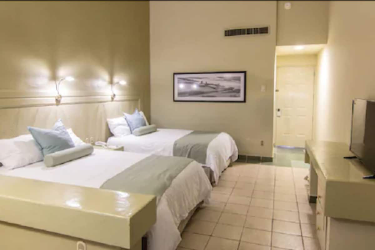 Standard Room (Expedia) | Premium bedding, in-room safe, blackout curtains