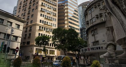Metropole Hotel