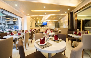 Daily continental breakfast (MOP 58 per person)