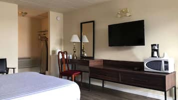 Escritorio, tabla de planchar con plancha y cunas gratuitas